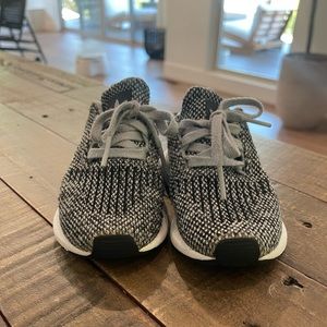 Toddler adidas Originals Swift Run size 7